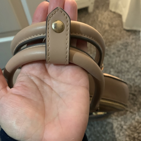 ✨New✨ A New Day Target Zip Top Dome Commuter Bag - Picture 10 of 16